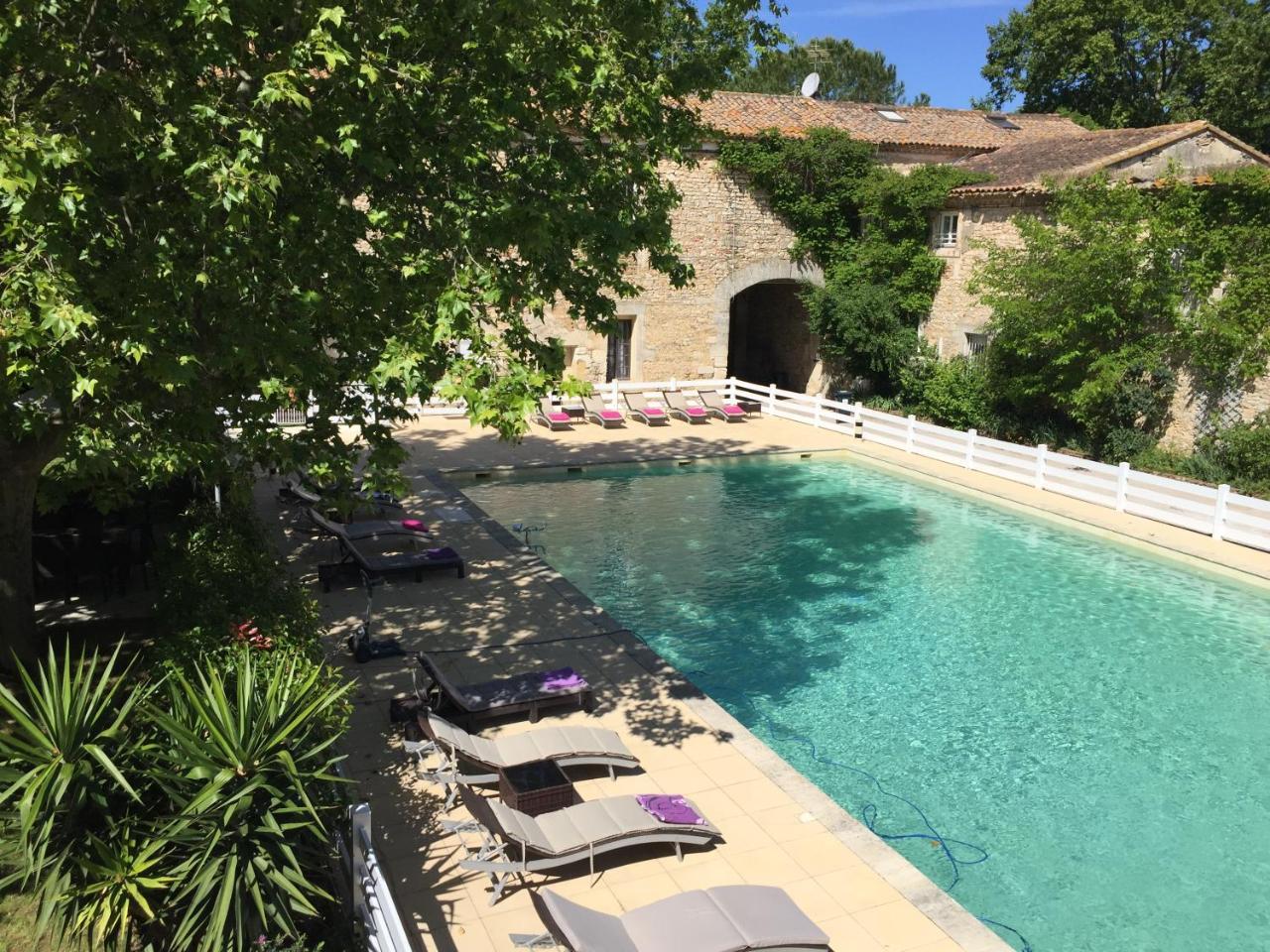Hotel Mas De Galoffre Nîmes Exteriör bild